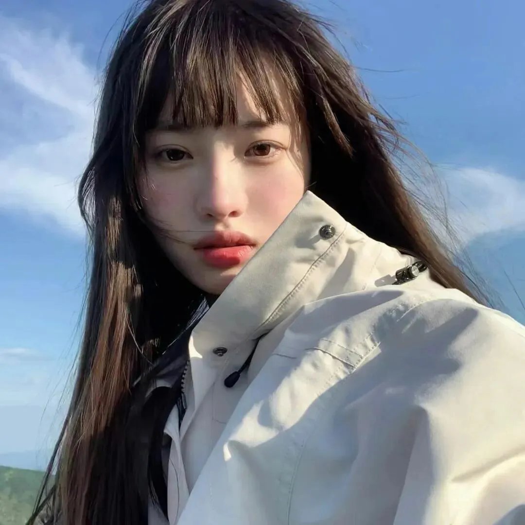 注视我心